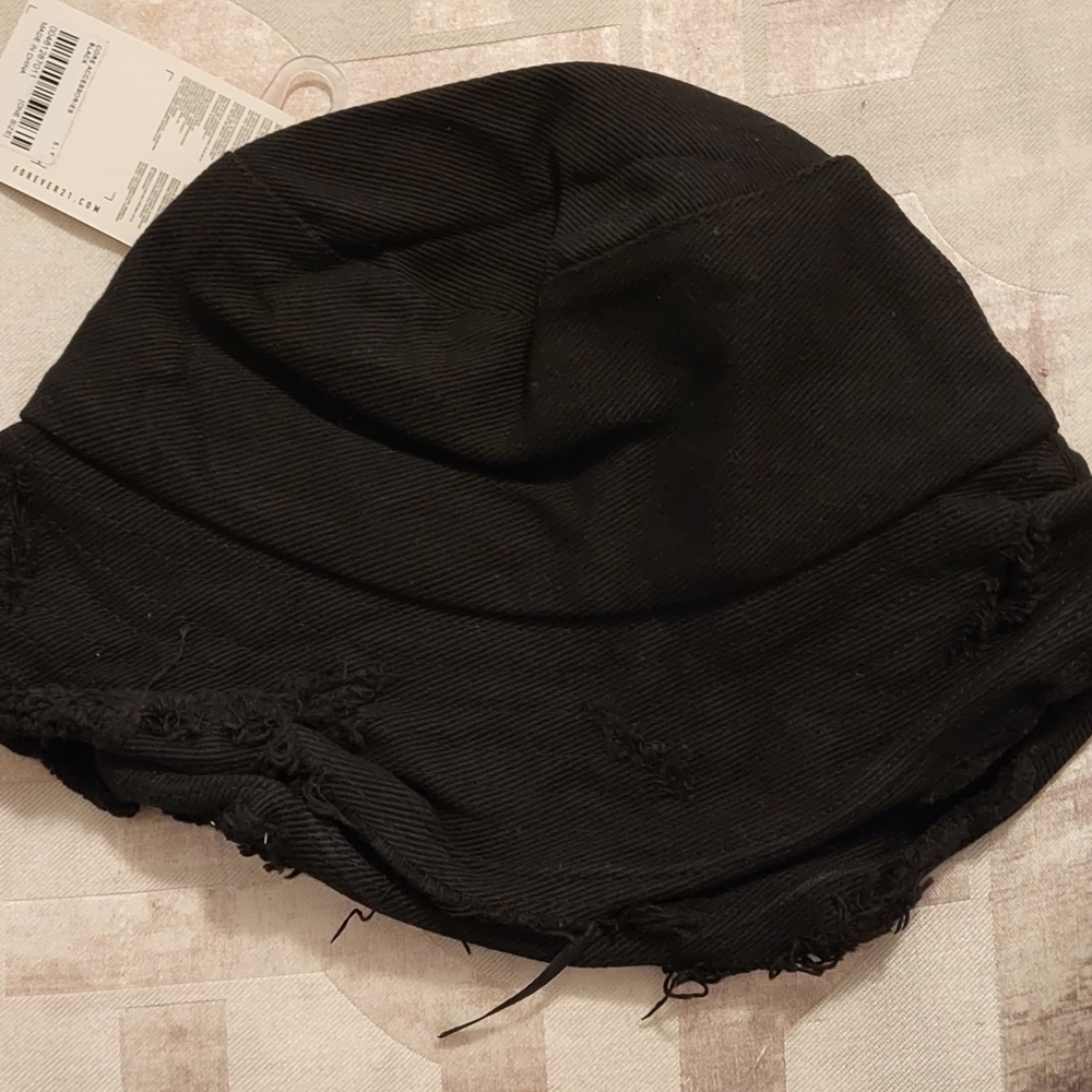 Black Bucket Hat